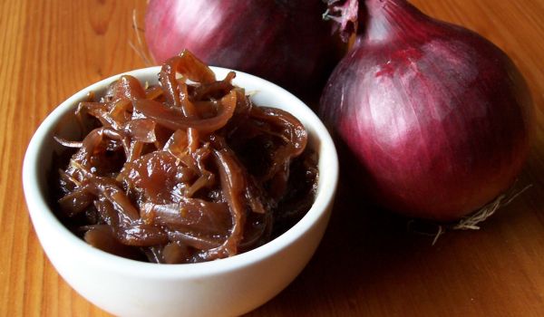Apple And Onion Pickle
