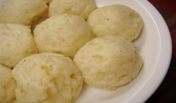 German Bread Potato Dumplings