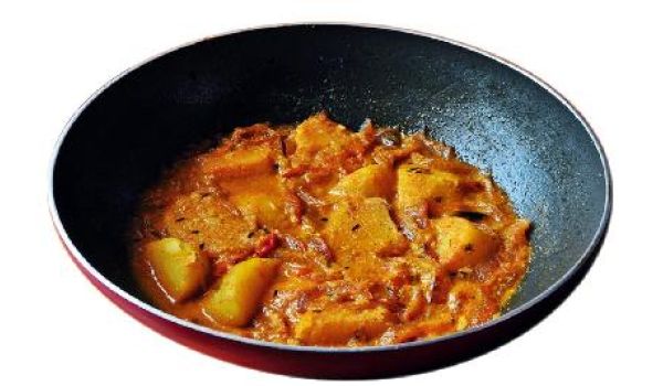 Green Chilli and Aloo Curry