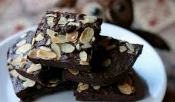 Almond Brownies Recipe