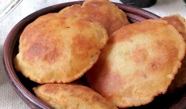 Aloo Ki Puri Recipe