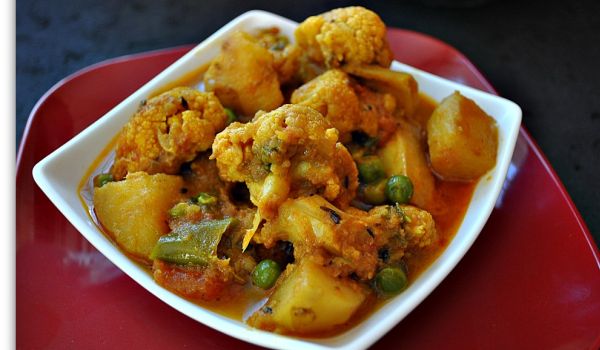 Aloo Phulgobi Dalna Recipe