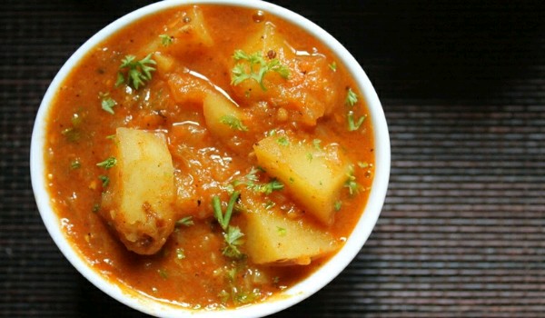 Aloo Tamatar