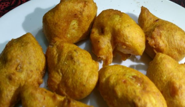 Anda And Methi Pakora Recipe