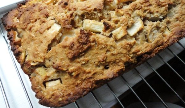 Apple Oatmeal Bread