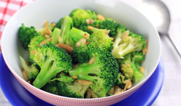 Buttered Broccoli With Almonds Recipe