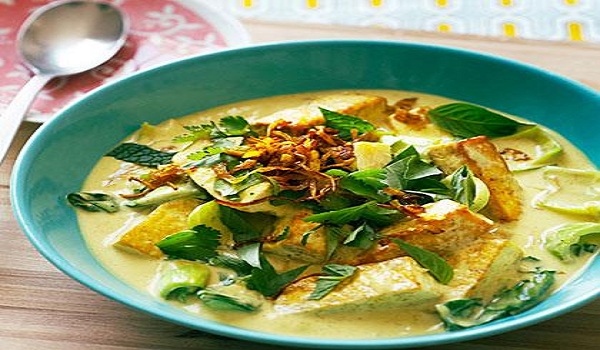 Coconut Tofu Curry Recipe