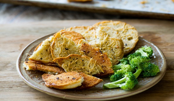 Garlic Bagel Chips Recipe