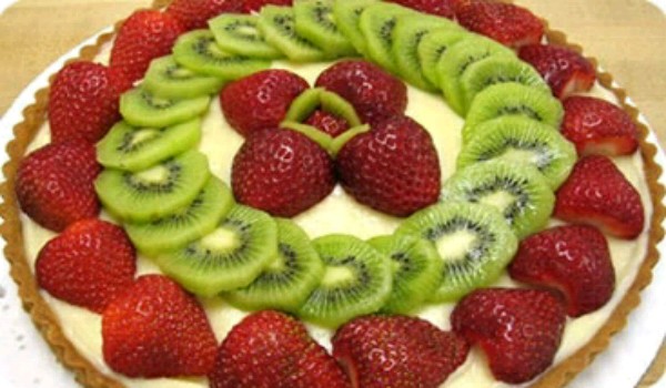 Kiwi Yogurt Pie