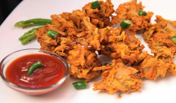 Onion Pakoda Recipe