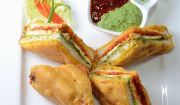 Paneer Sandwich Pakora Recipe