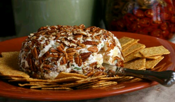 Pineapple Cheese Ball