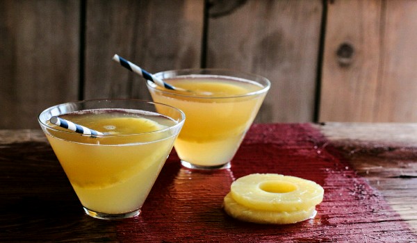 Pineapple Rum Cocktail