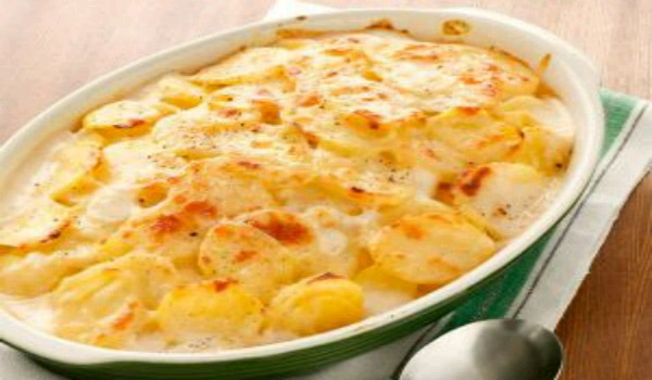 Potatoes Baked With Eggs And Cream
