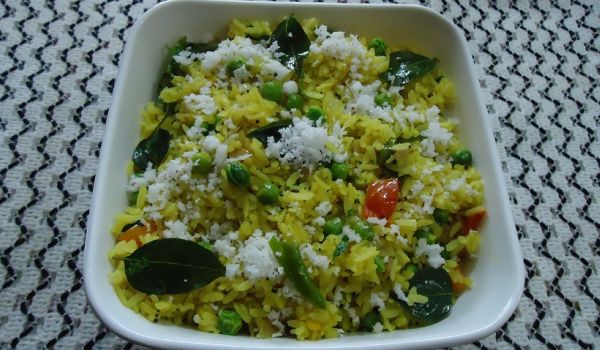 Spicy Poha Salad Recipe