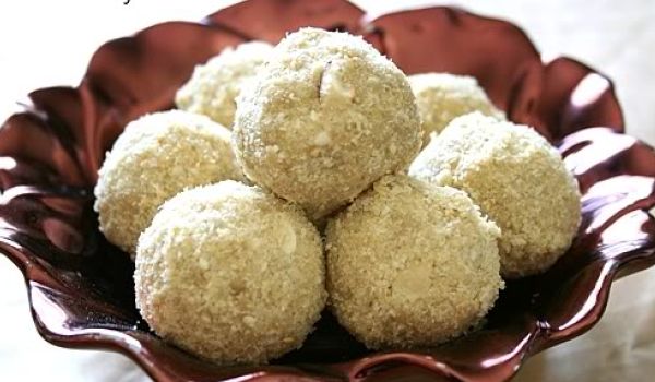 Til Laddoo Recipe