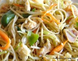 Chicken Hakka Noodles Recipe